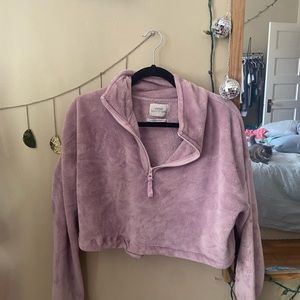 Fuzzy Urban Outfitters Cropped Sweater